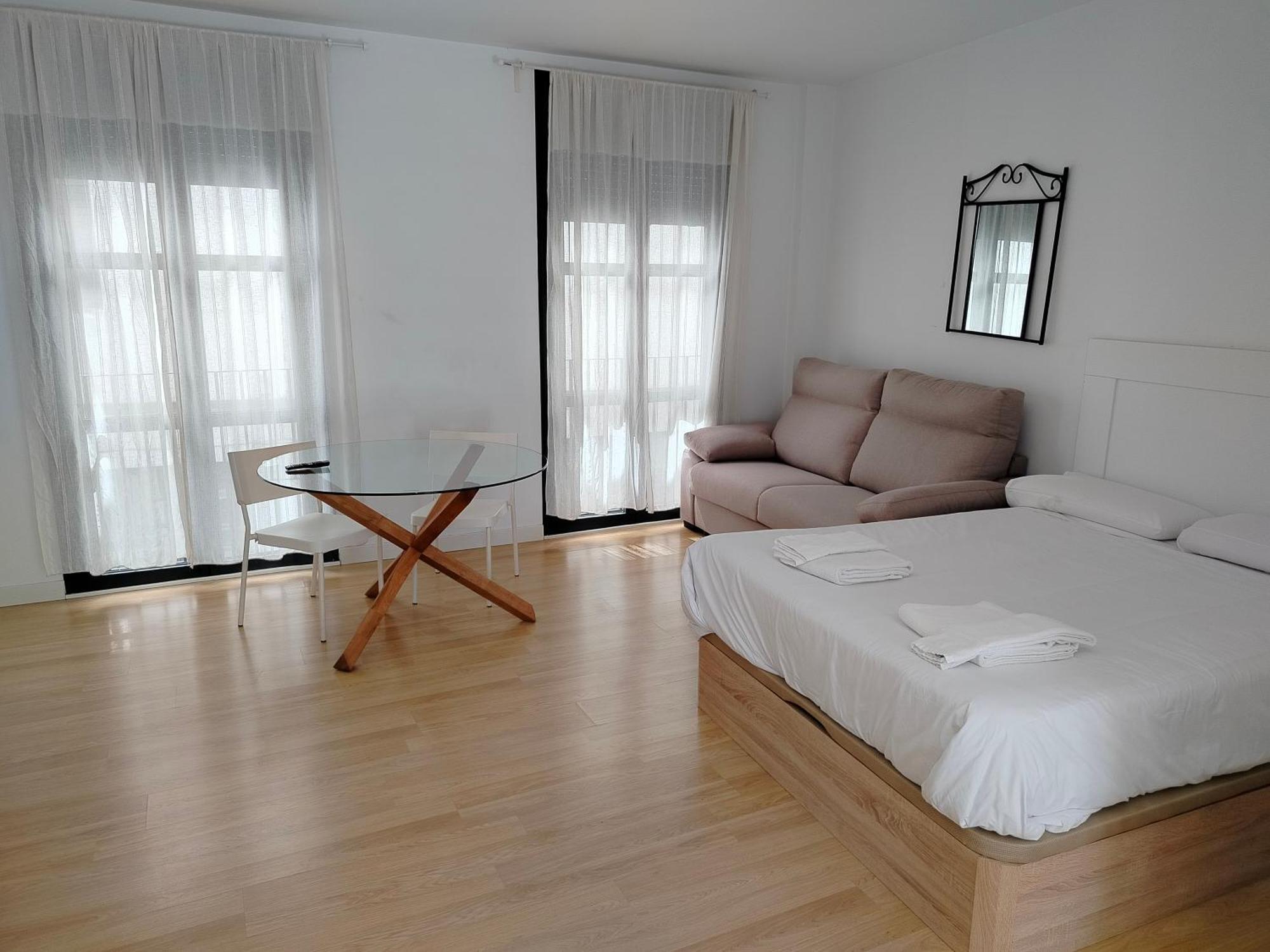 Apartamentos Centro Cordoba By Mira מראה חיצוני תמונה